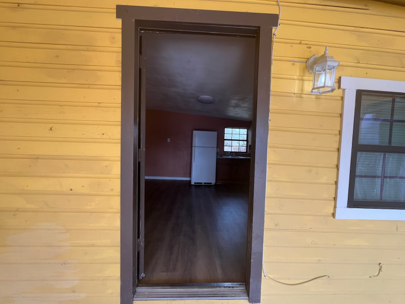 3911 Spear St #2 - Photo 3 of 19