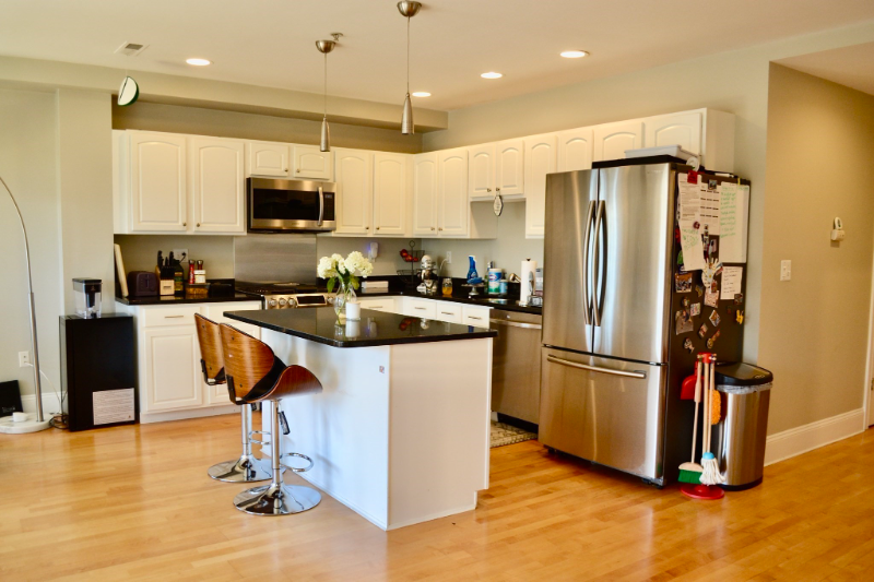 1306 Columbia Rd #4E - Photo 3 of 18