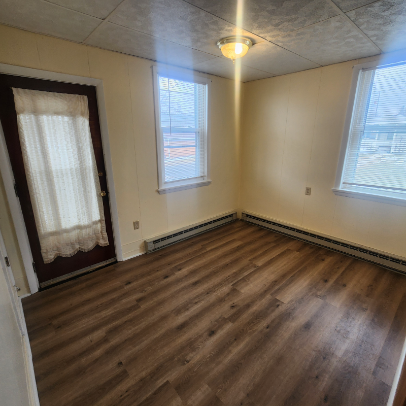 118 W Allegheny St #3 - Photo 2 of 7