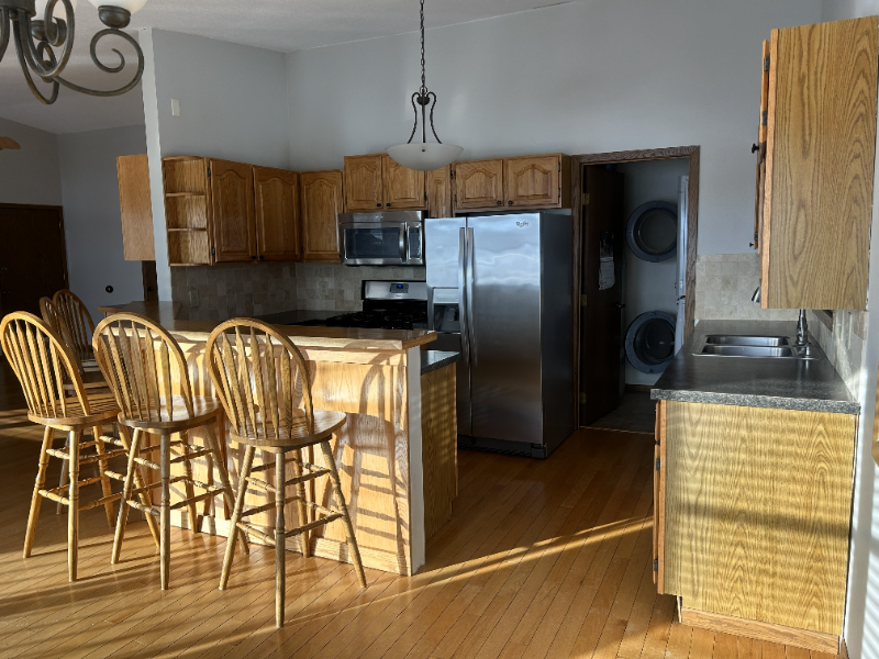 401 Walnut Ave #201 - Photo 6 of 20