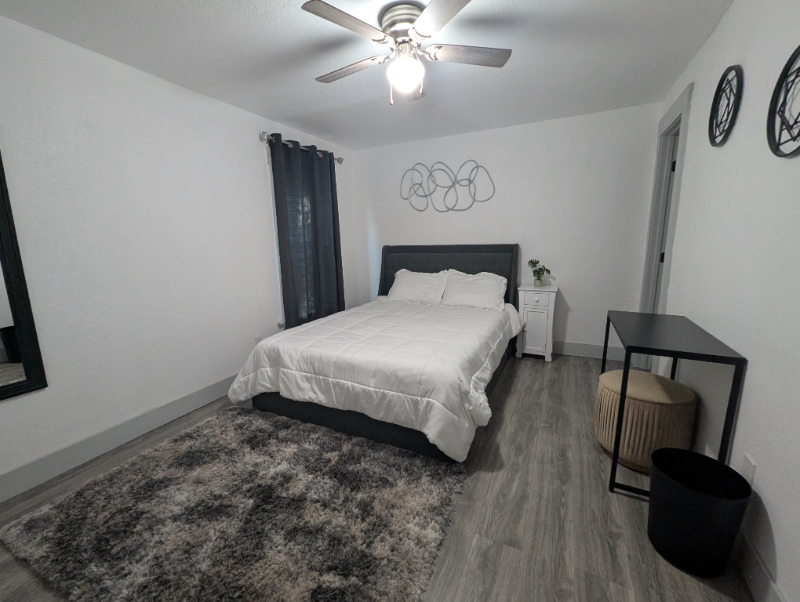 1440 2nd Ave - Photo 5 of 7