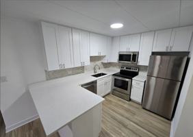 featured image of 9S280 Nantucket Dr #E