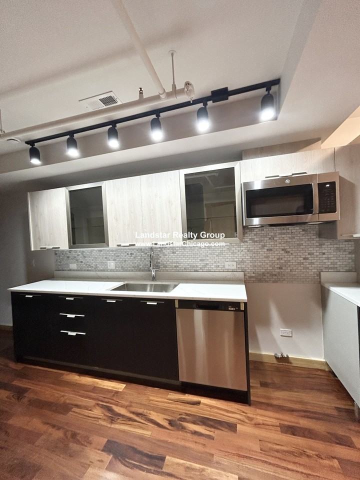 4600 S Ellis Ave #209