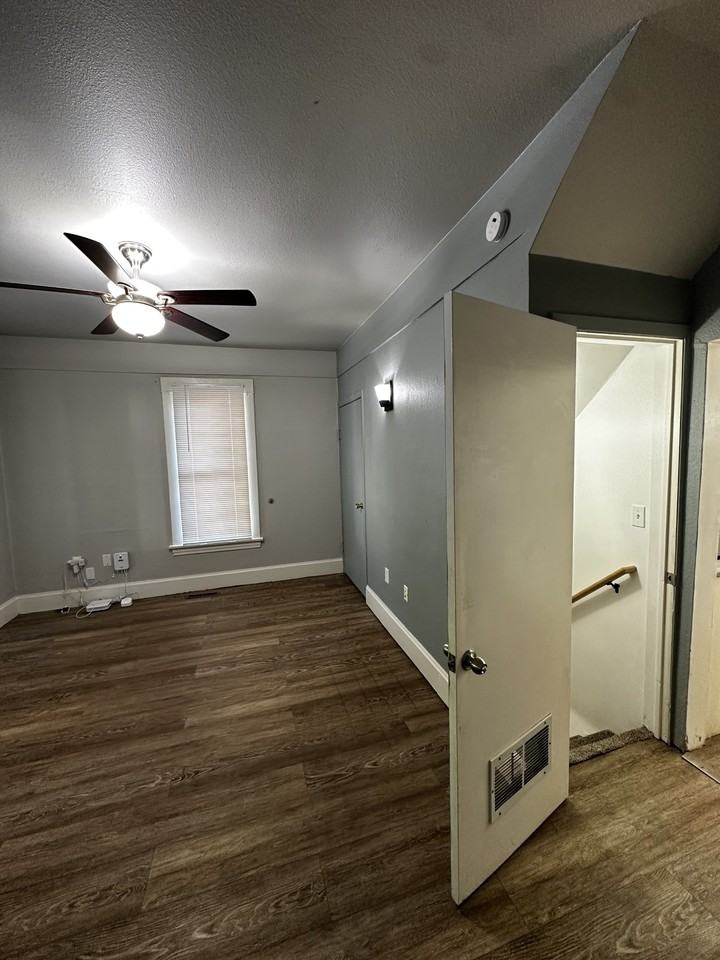 2018 N Cincinnati St - Photo 3 of 31