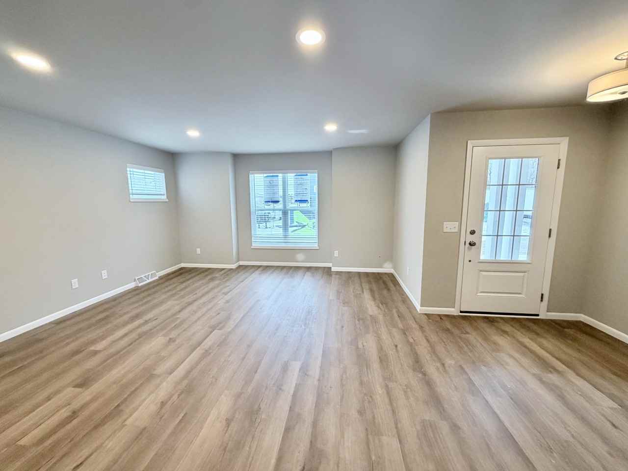 10120 Mosaic Way #NA - Photo 6 of 20