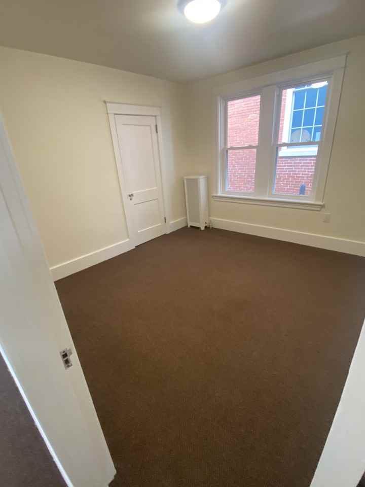 2205 Market St #4-2ndFL - Photo 3 of 17