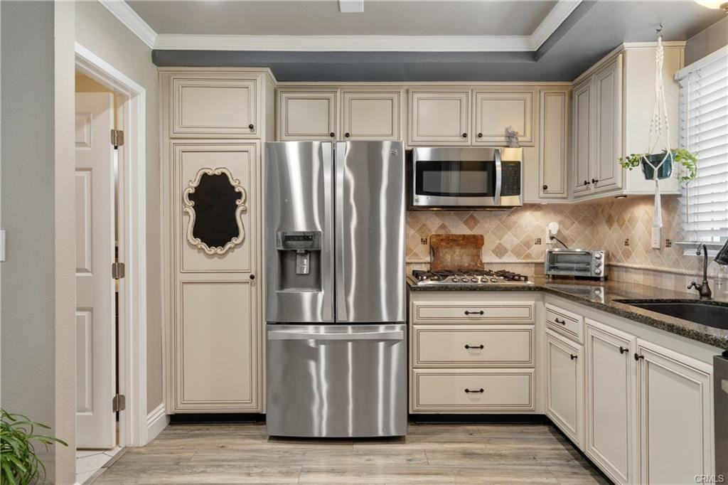 8178 Santa Inez Dr #40 - Photo 6 of 19