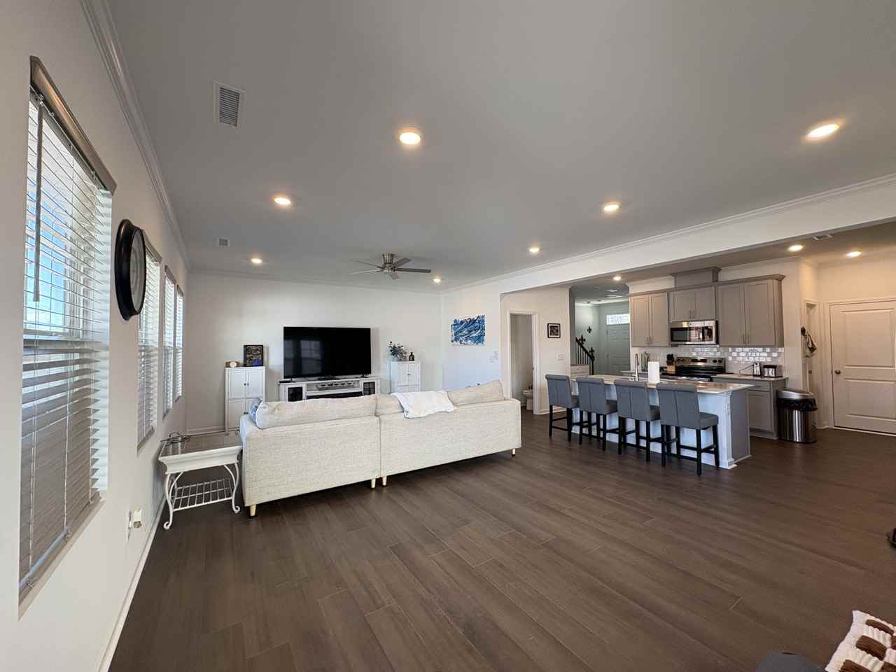 154 N Finley Landing Pkwy #NA - Photo 3 of 18