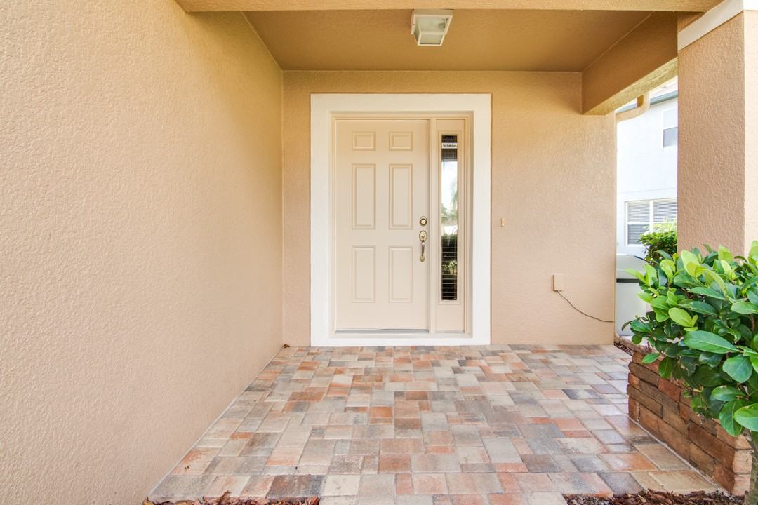3302 Whitley Bay Ct #NA - Photo 3 of 33