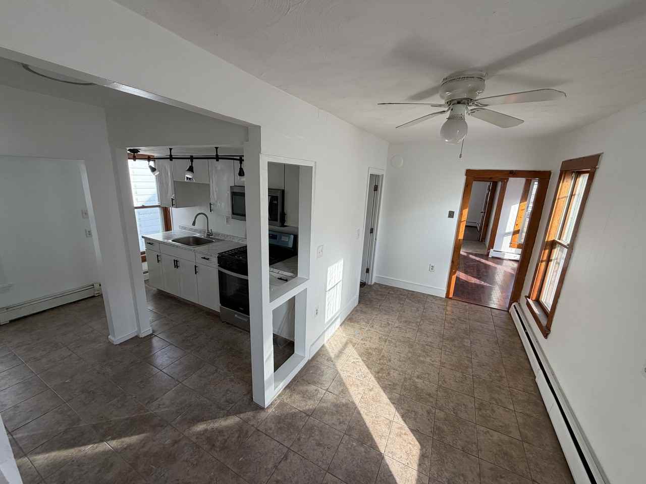 429 Wilder St #2 - Photo 4 of 15