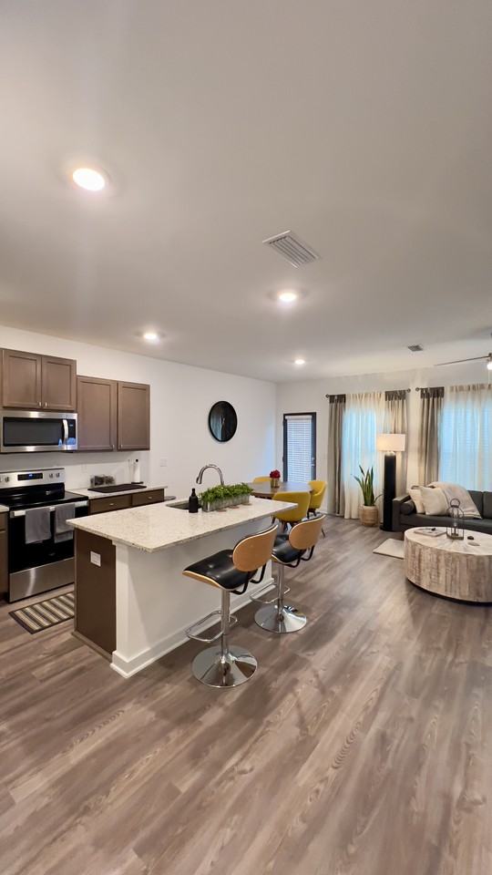 395 N Gay Ave #395 - Photo 2 of 10