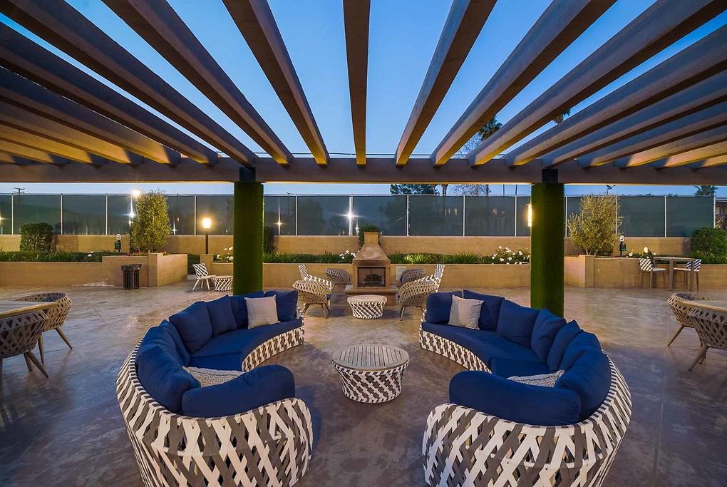 Avery - Photo 5 of 39