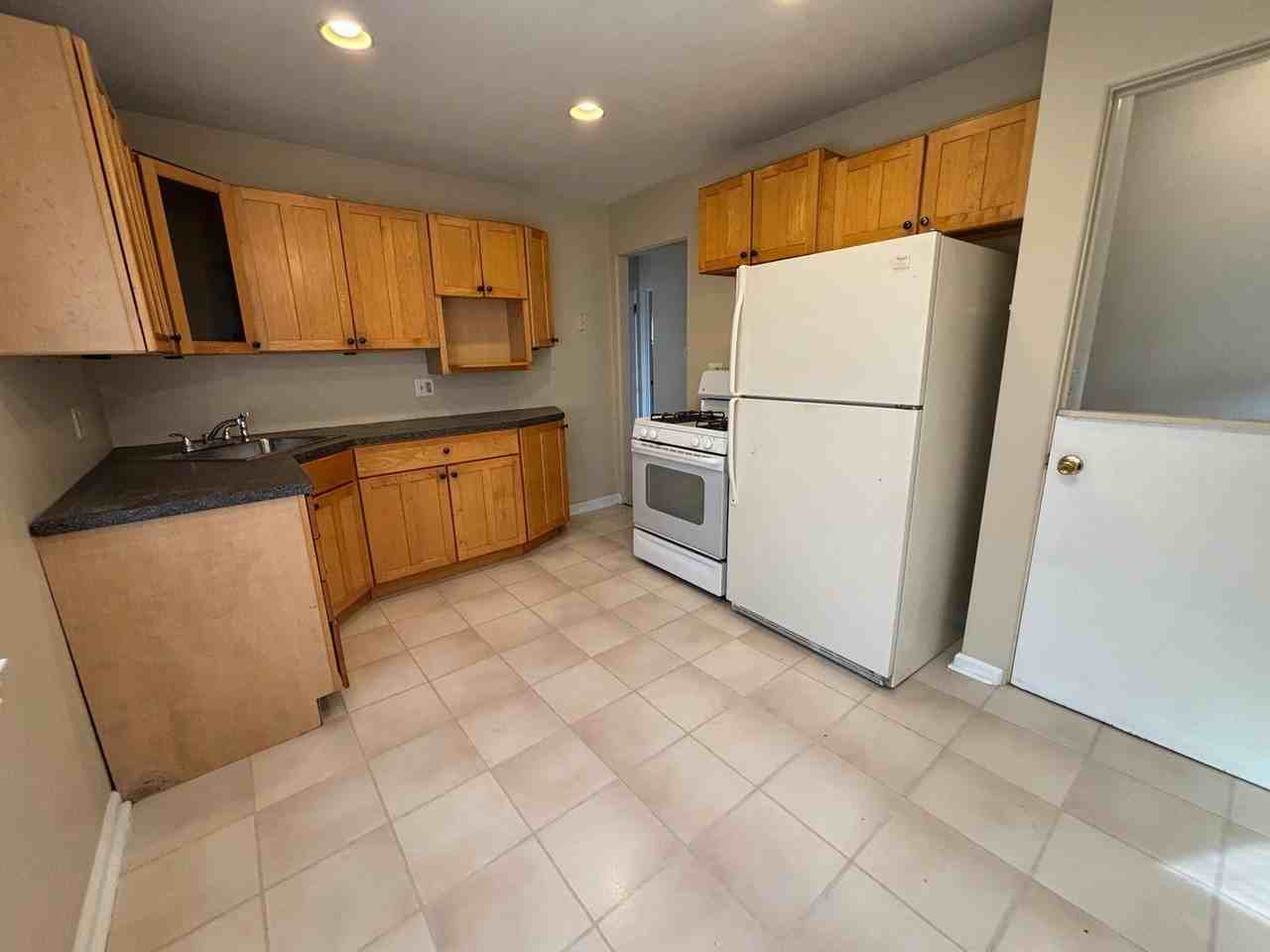 16784 Toepfer Drive - Photo 4 of 10