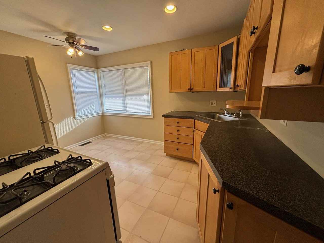 16784 Toepfer Drive - Photo 5 of 10