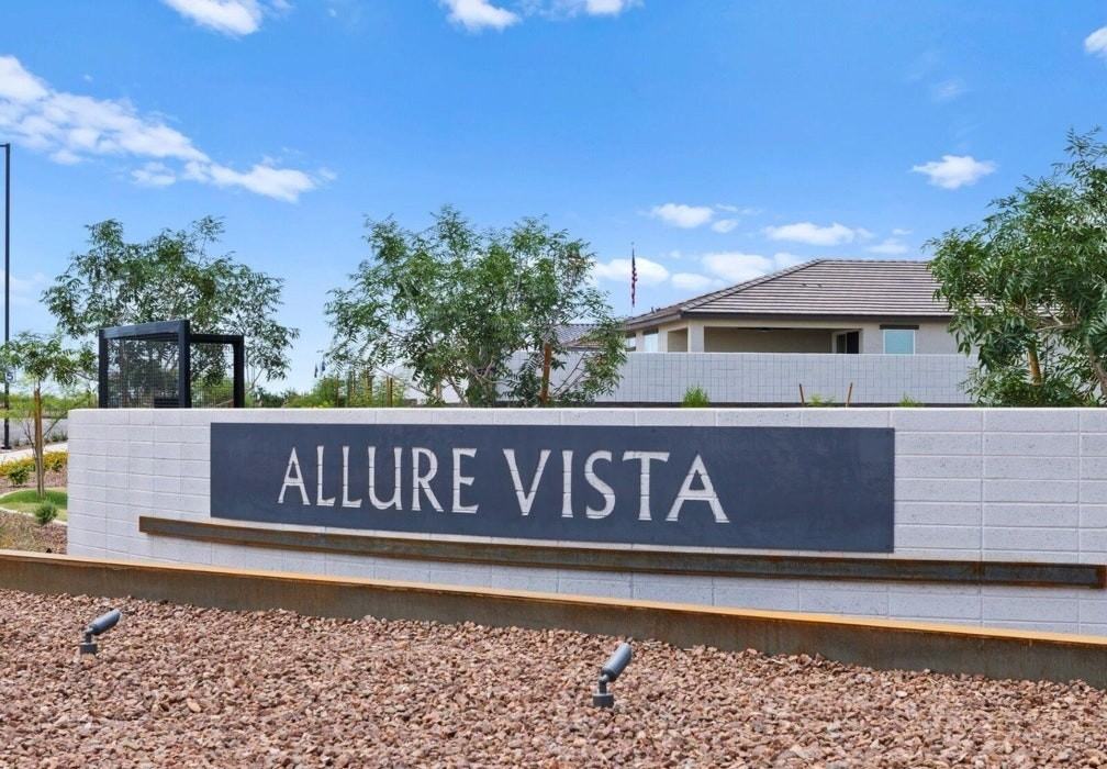 24583 Chambers Street - Photo 2 of 13