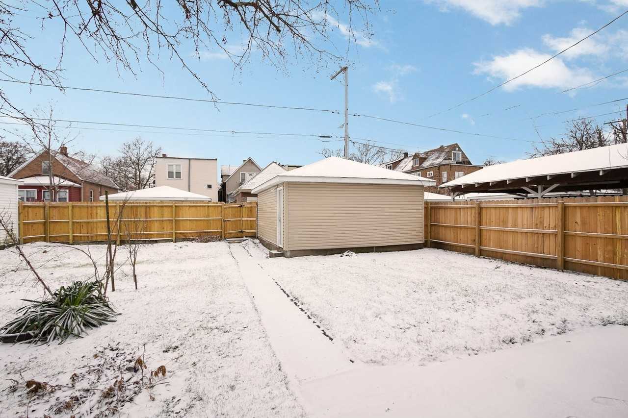 7322 South Langley Avenue, Unit 2 - Photo 7 of 15