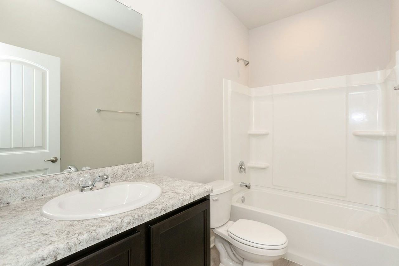 48440 Fox Hollow Boulevard - Photo 4 of 24