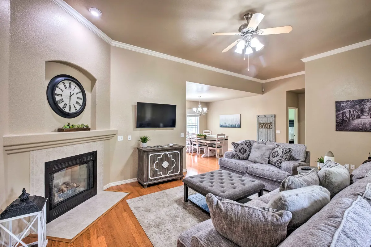 3 Hoyer Lane - Photo 2 of 11