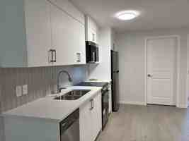 featured image of 45 Creekview Manor Sw #B