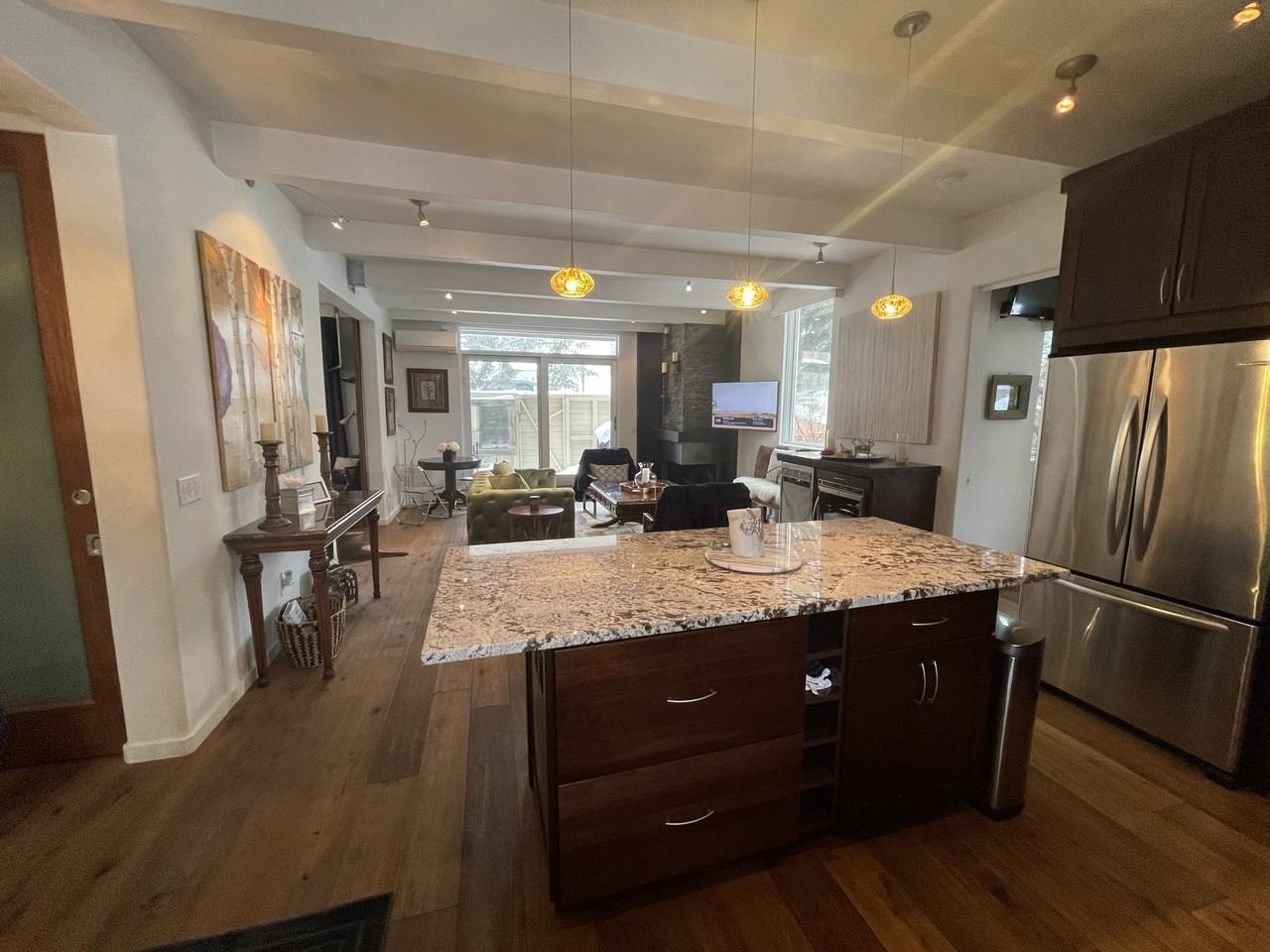 210 E Hyman Ave #1 - Photo 5 of 18