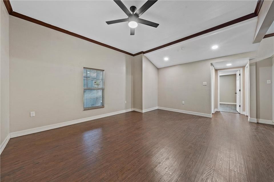 1908 Ross Ave #NA - Photo 3 of 14