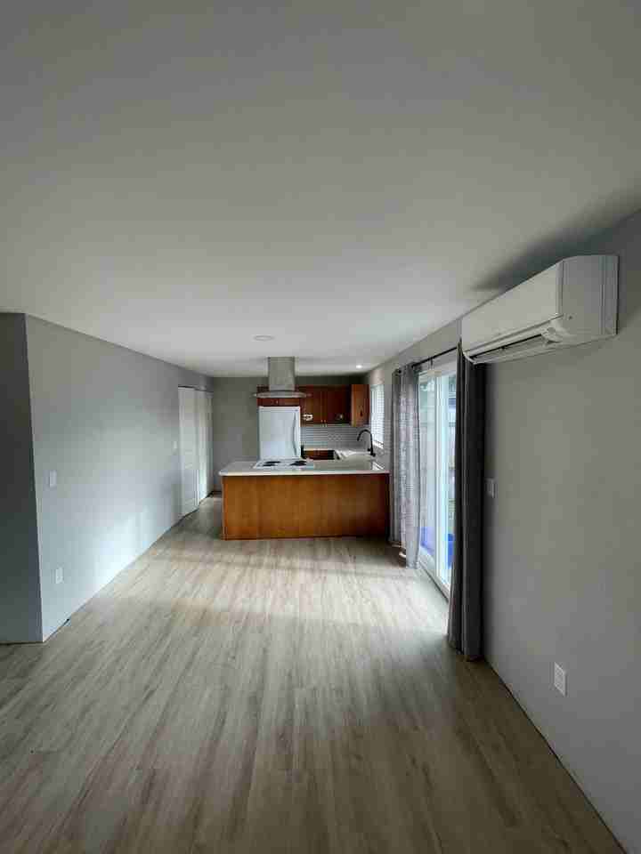 3006 S Puget Sound Ave - Photo 3 of 11