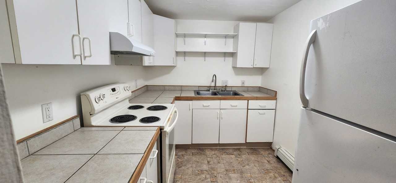 417 S 12th Ave #417A - Photo 2 of 10