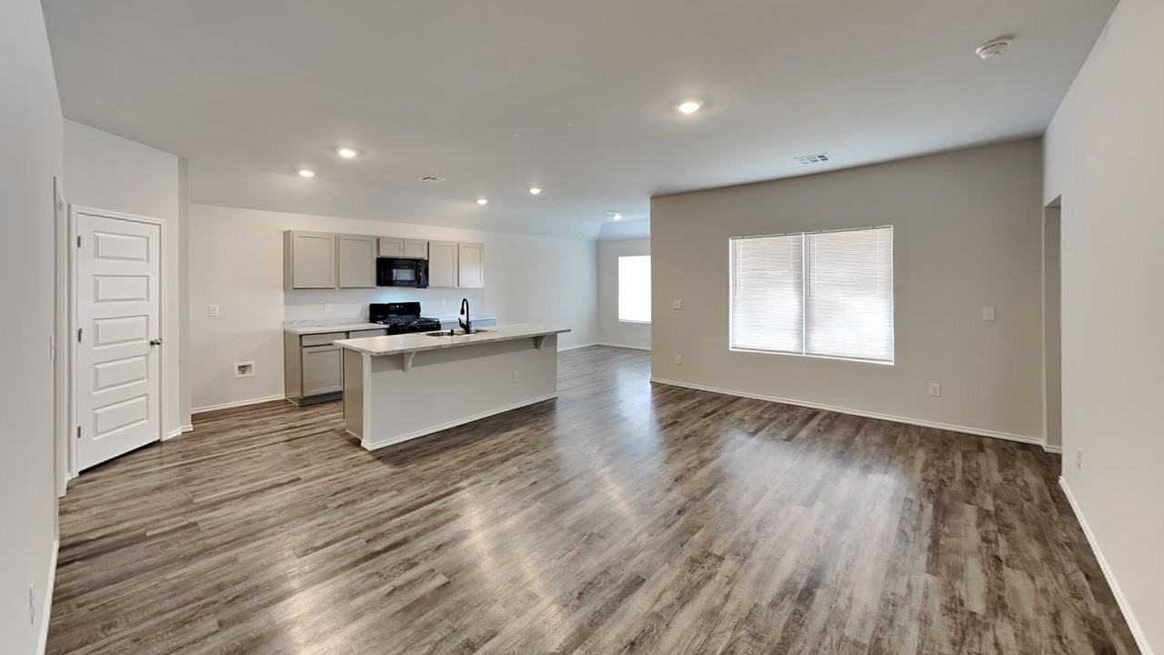 1825 Spanish Cedar Ln - Photo 3 of 21