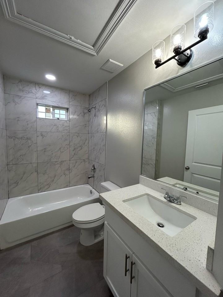 2222 Multi National - 3 #C - Photo 7 of 8