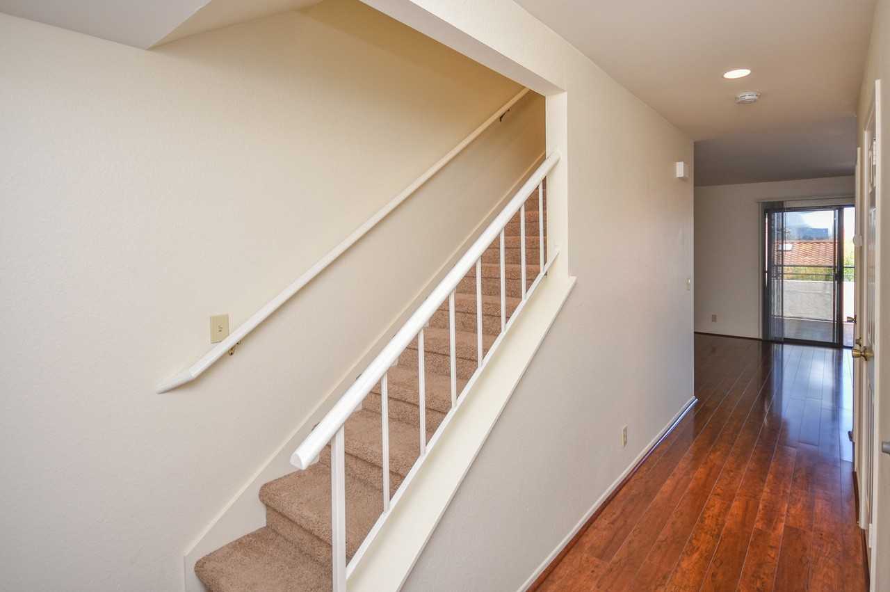 820 E 3rd Ave #7 - Photo 7 of 22