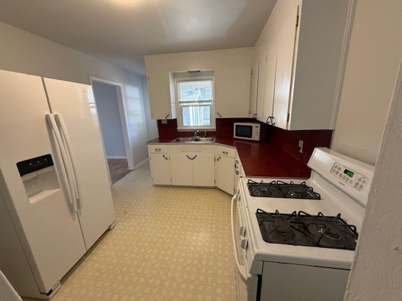 13 El Sereno Dr - Photo 2 of 10