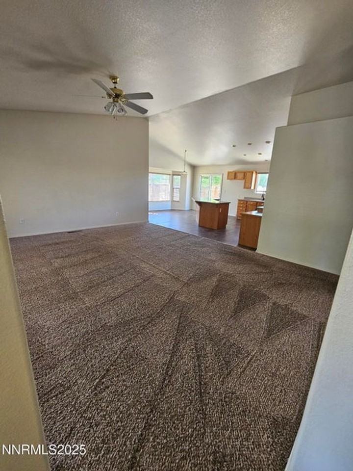 2399 Albatross Way - Photo 2 of 10