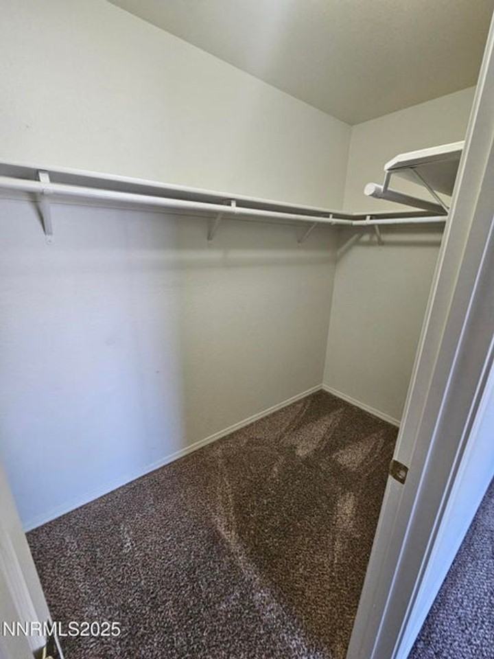 2399 Albatross Way - Photo 7 of 10