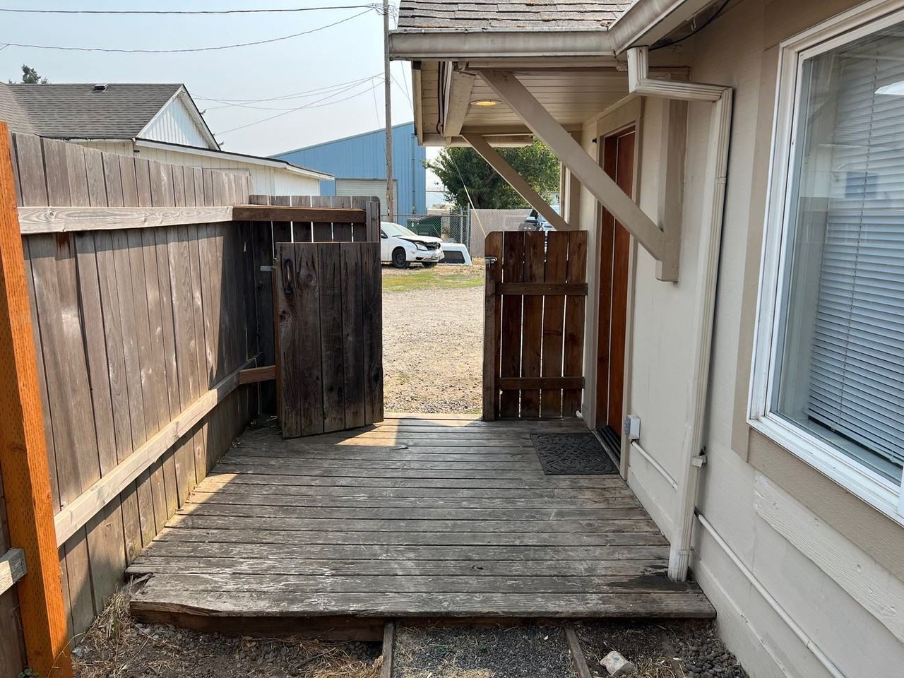 1032 Bethel Dr - Photo 3 of 18