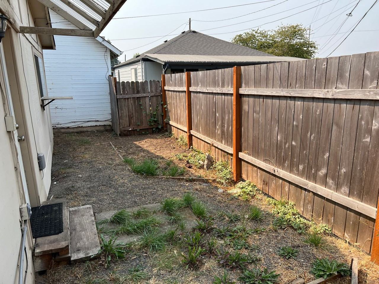 1032 Bethel Dr - Photo 5 of 18