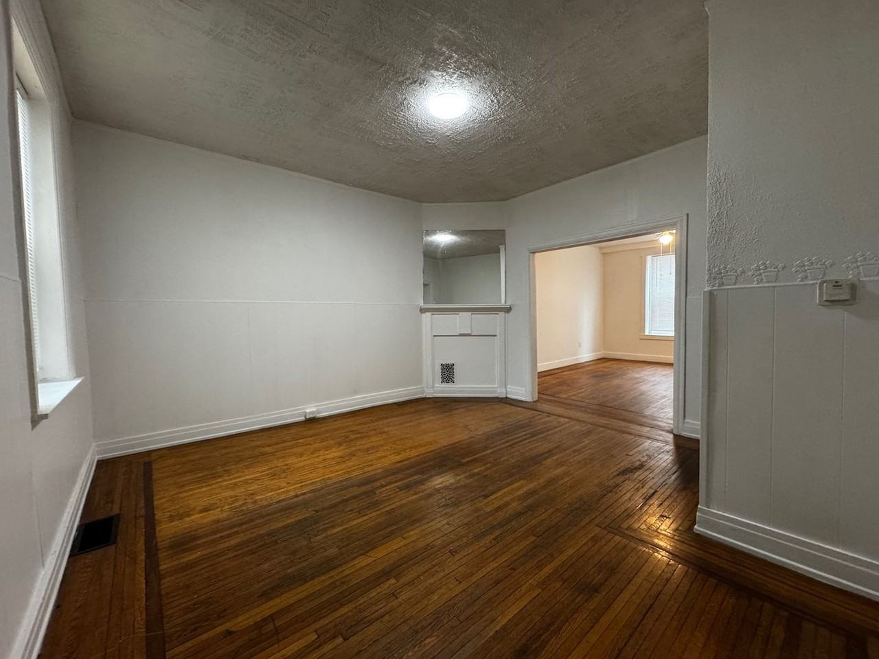 39 N 10th St - Photo 4 of 22