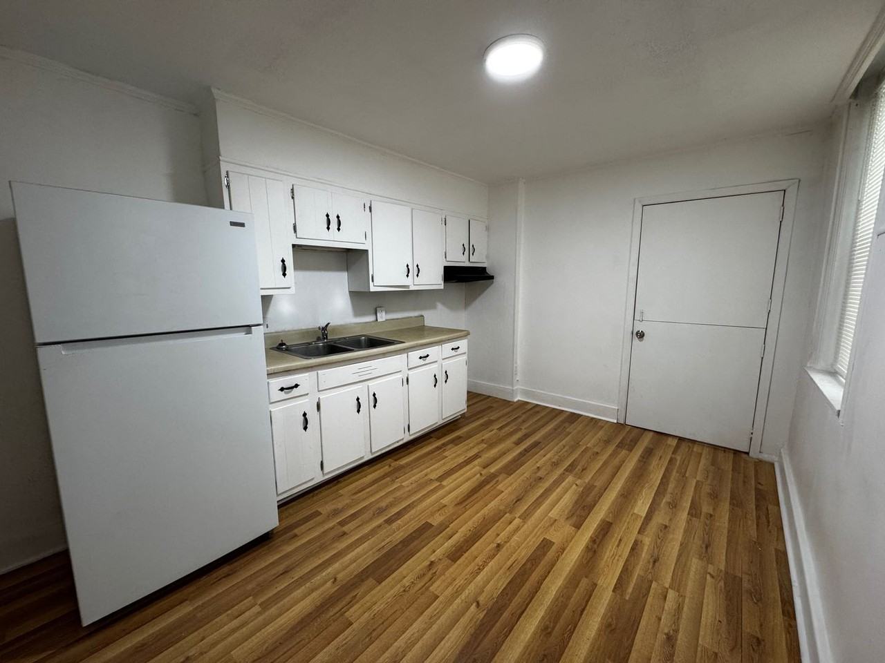 39 N 10th St - Photo 7 of 22