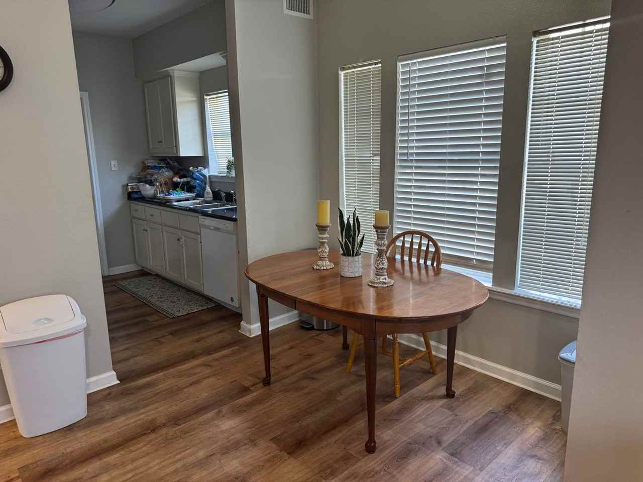 1503 Hollowhill Dr - Photo 6 of 14