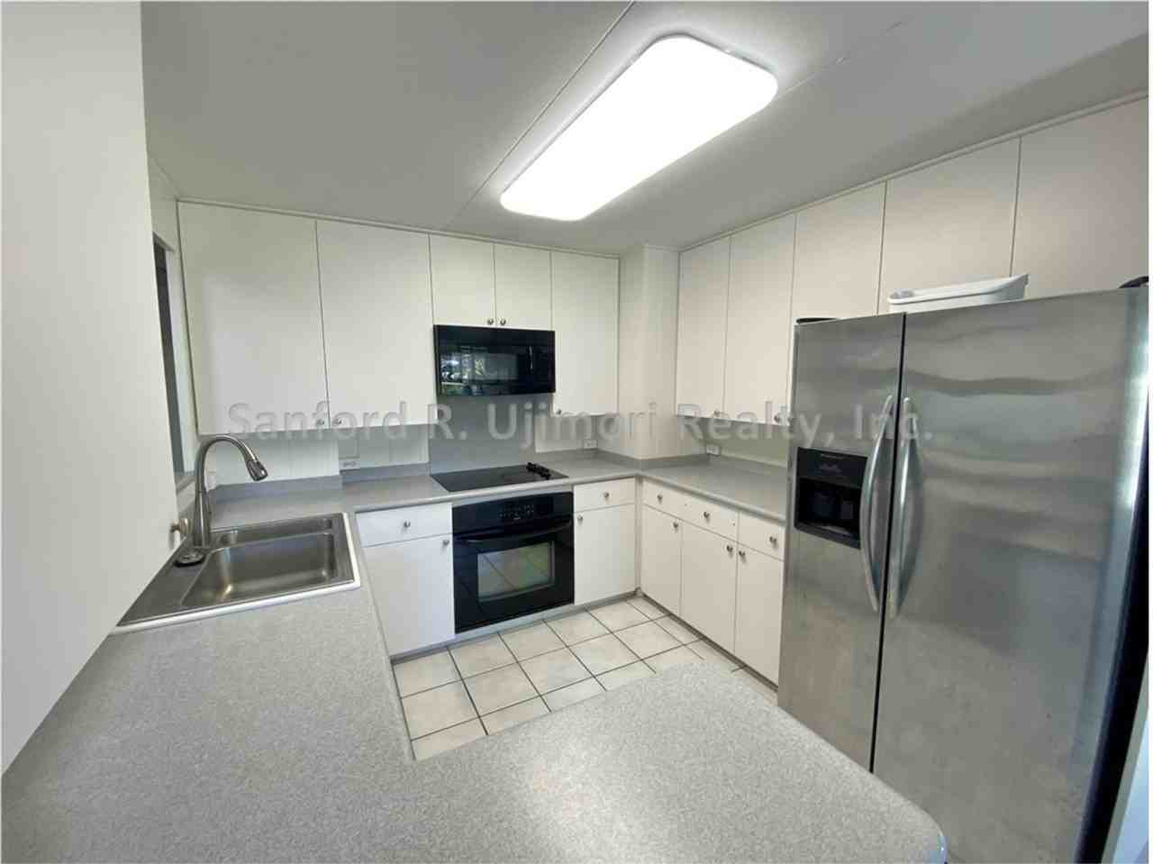 1017 Nanialii St - Photo 4 of 19