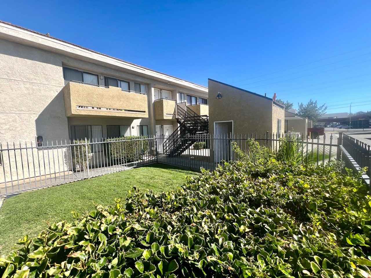 44155 10th Street W - Photo 3 of 33