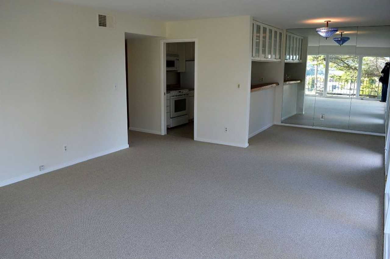 230 Eden Roc - Photo 6 of 16