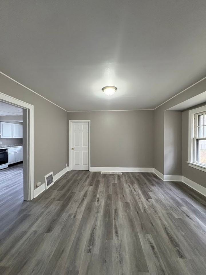 791 Frederick Blvd - Photo 6 of 26