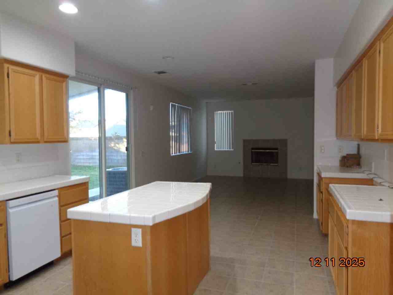 44335 42nd St W - Photo 7 of 28