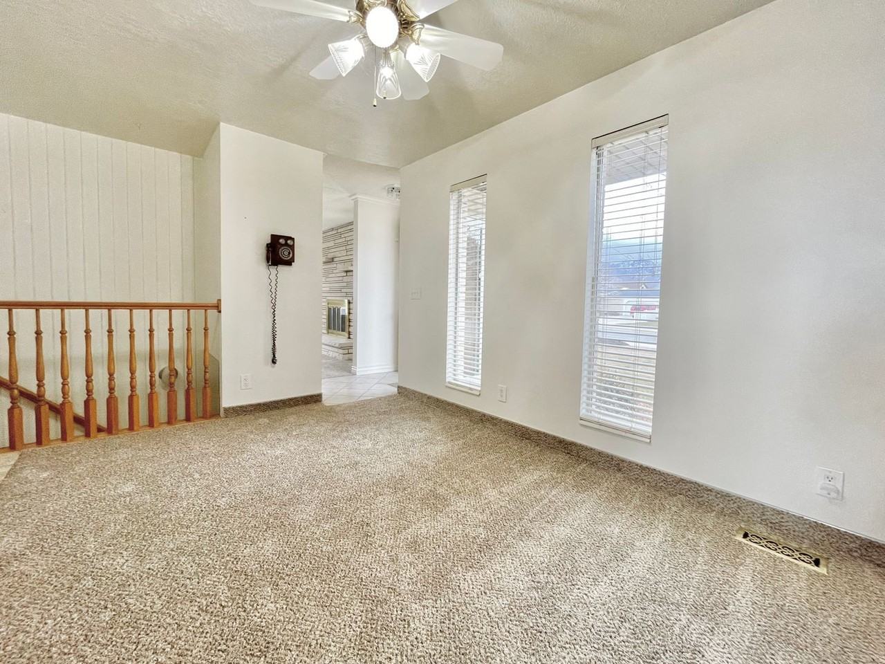 8282 S Harrison Cir - Photo 3 of 26