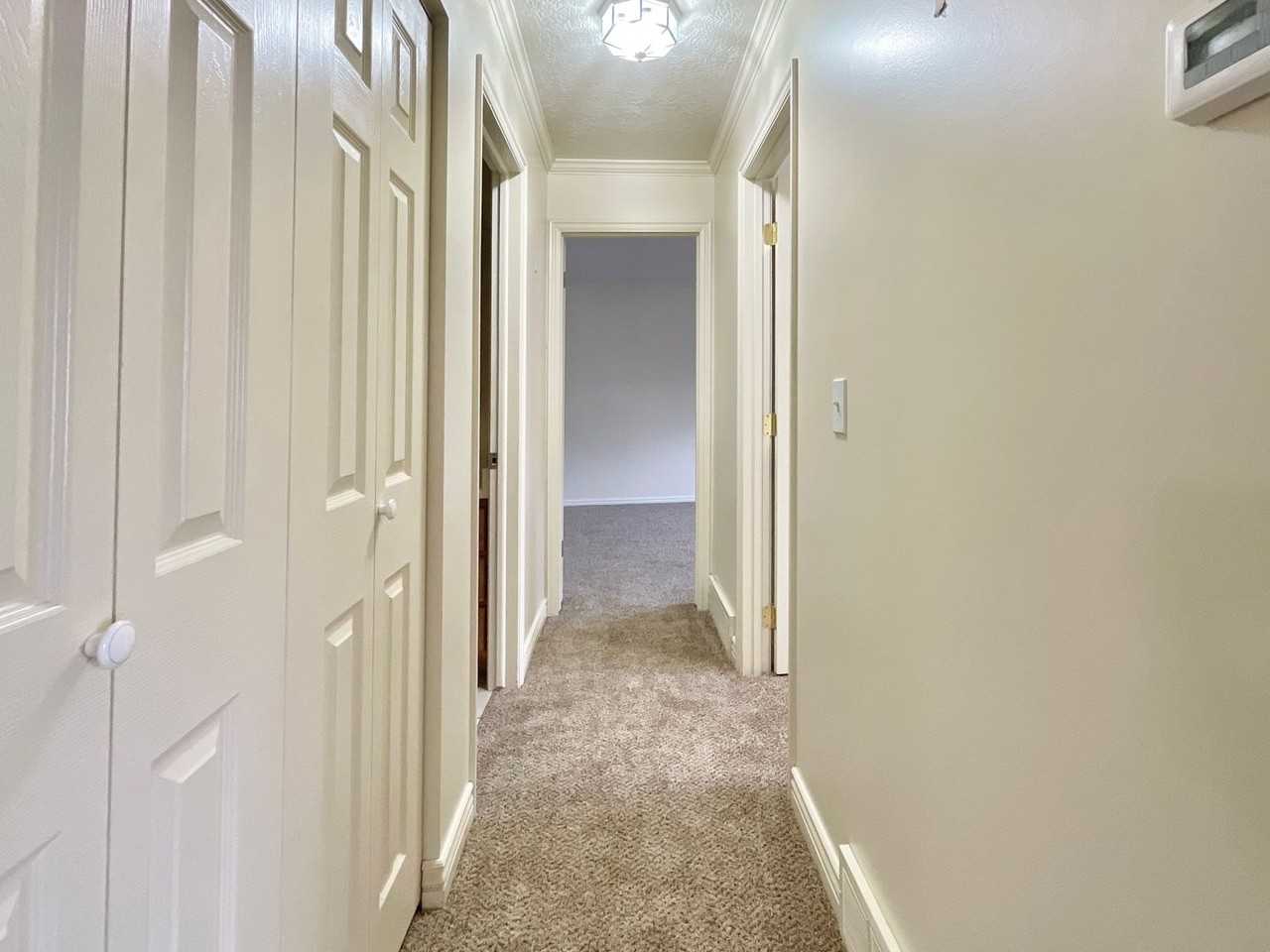 8282 S Harrison Cir - Photo 6 of 26