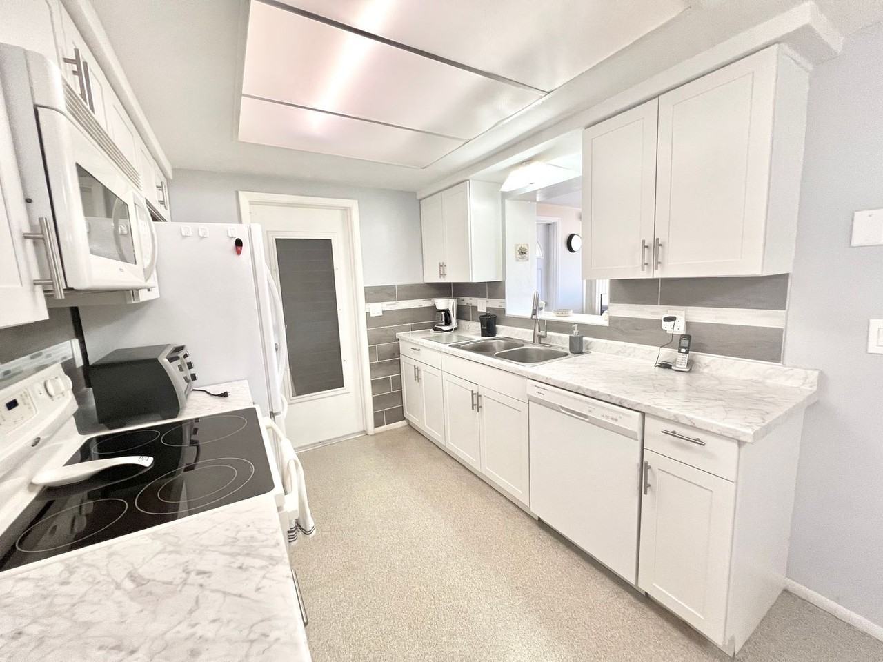 5145 Cicero Dr - Photo 6 of 20