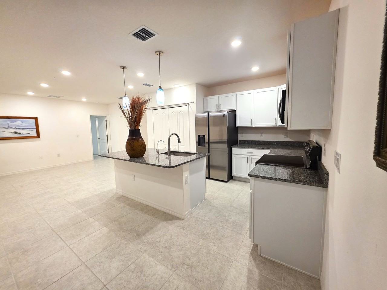 7980 98th Ave - Photo 6 of 50