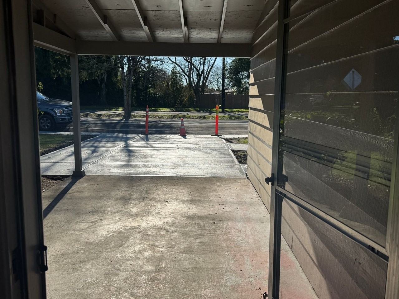 7912 Macarthur Blvd - Photo 4 of 28