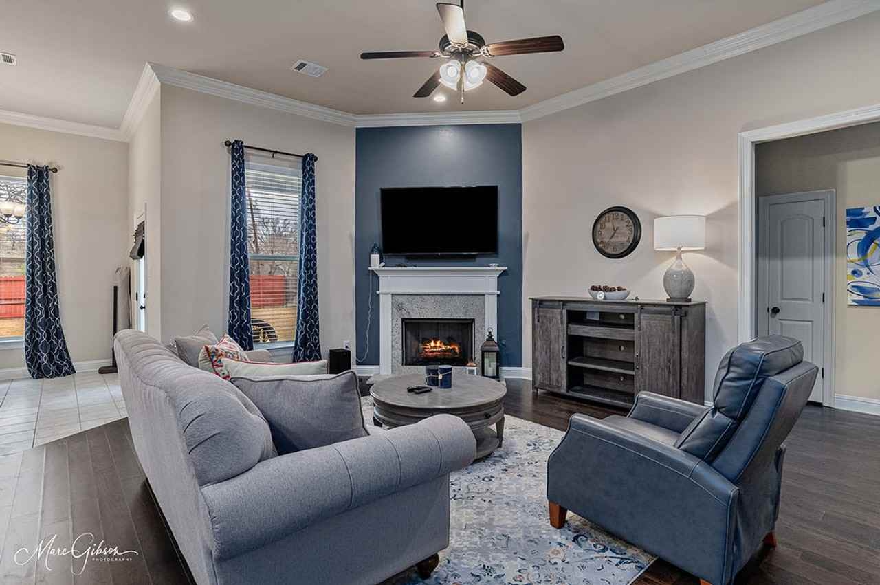 9608 Lockheed Dr - Photo 5 of 29