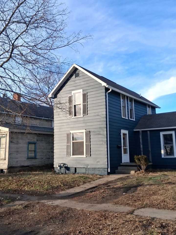 1008 Kenilworth Ave #1 - Photo 2 of 22